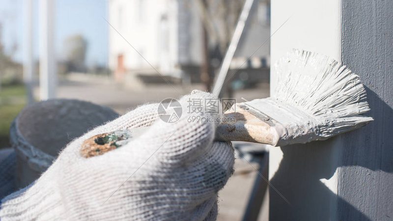 工程乳胶漆代理报价，揭秘背后的考量因素